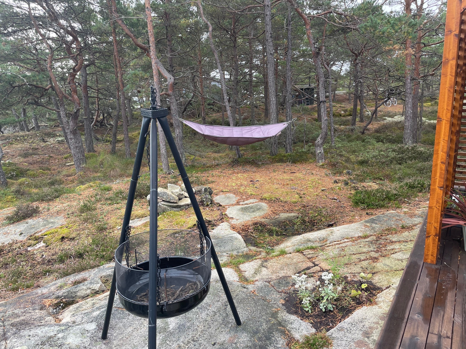 Bålpanne og hengekøye Galleribilde