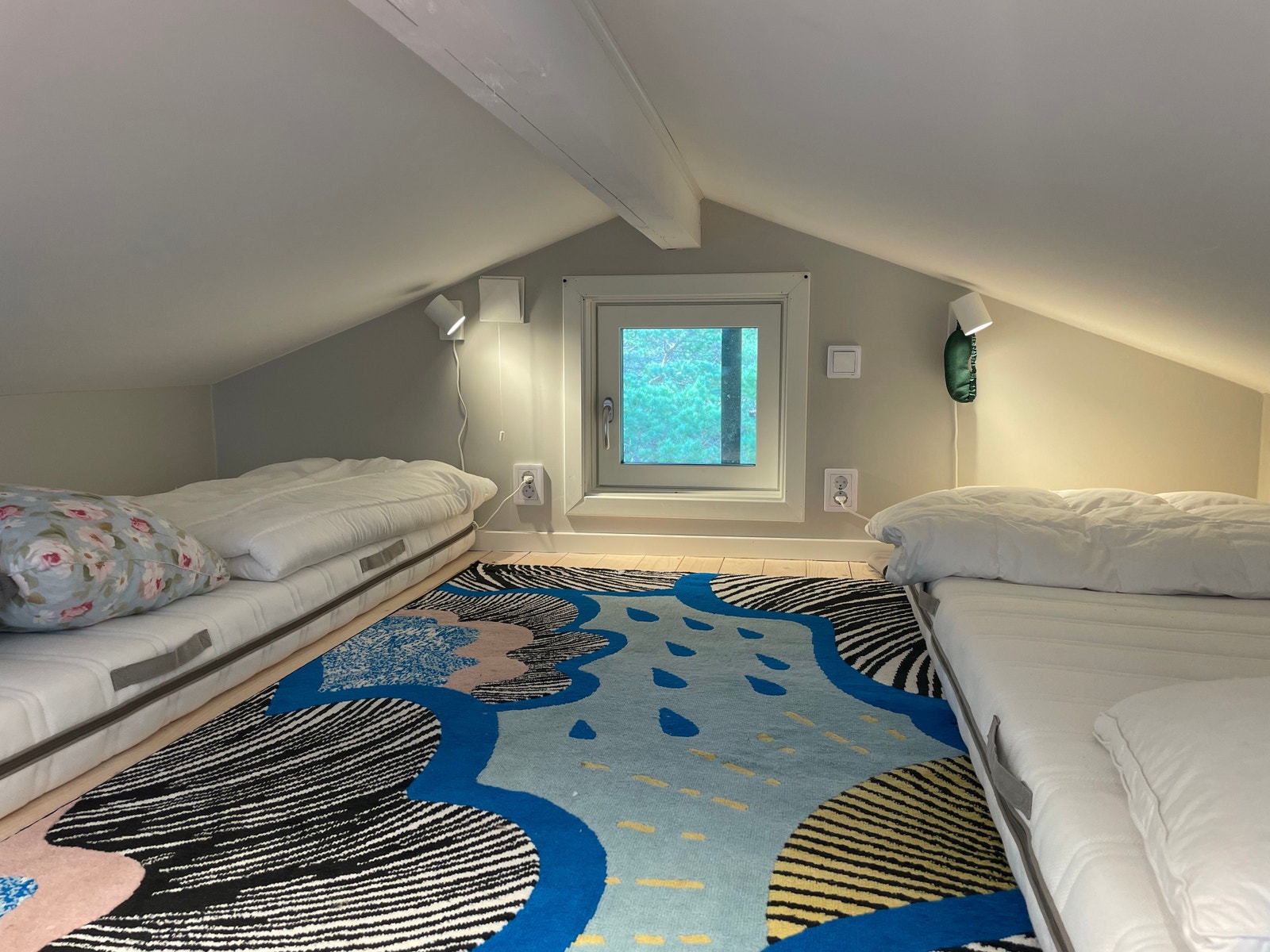 Hems nærbilde over gang Galleribilde