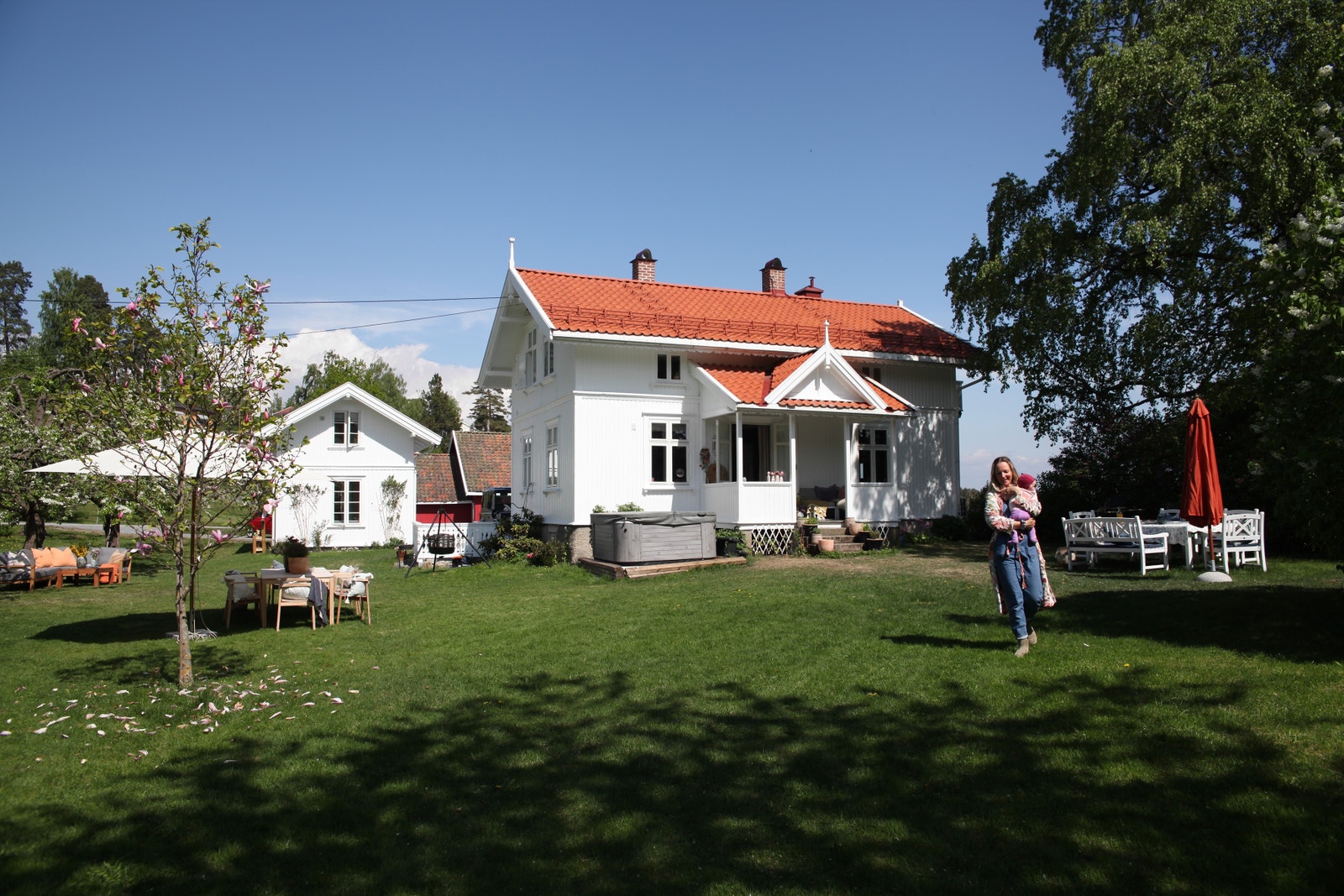Her ser dere hovedhuset. Galleribilde