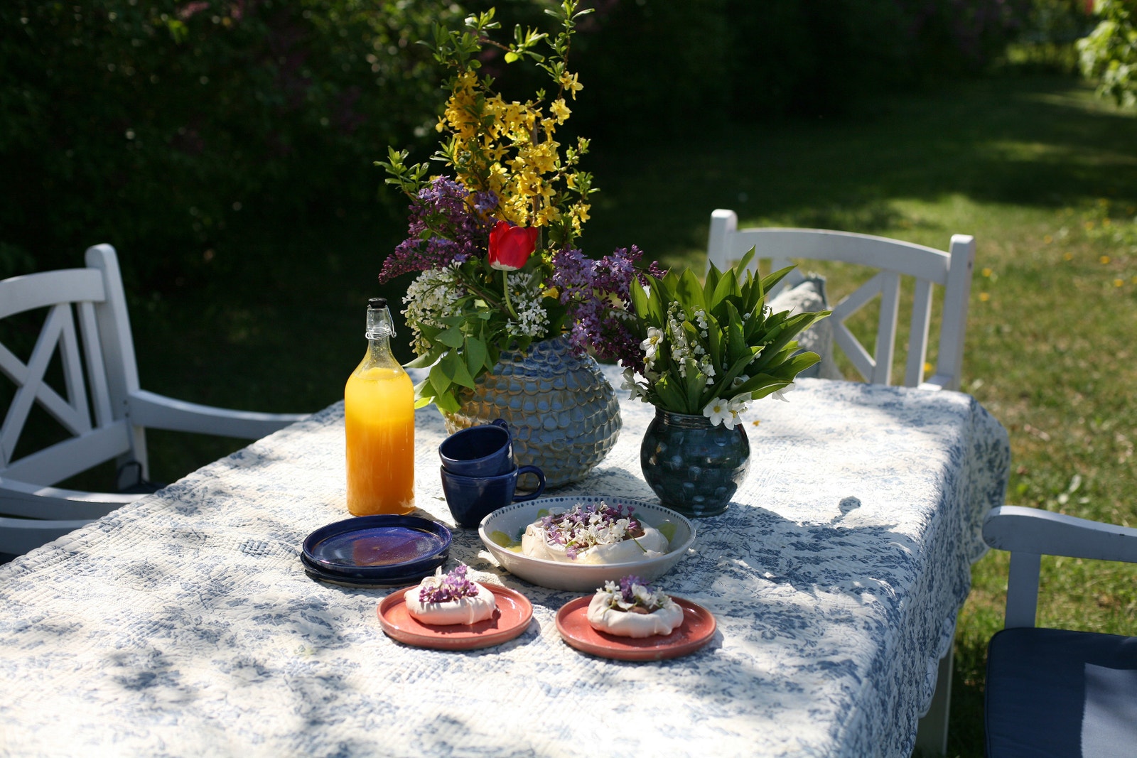 Blomster fra hagen. Galleribilde
