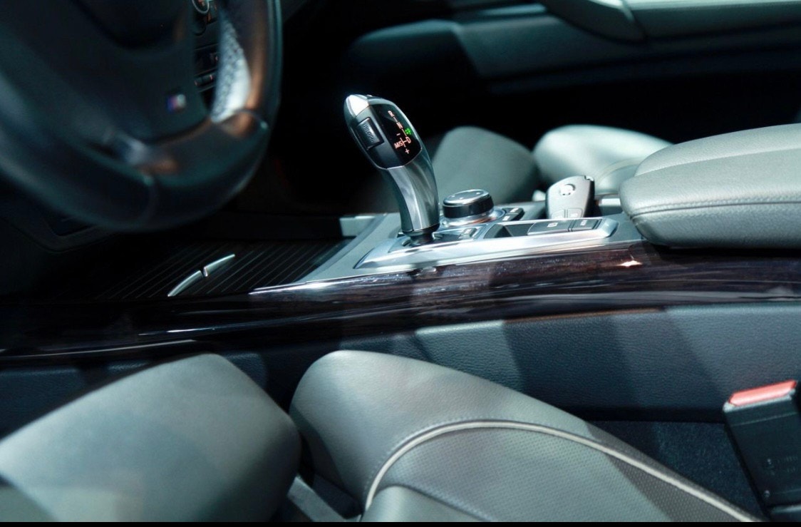 BMW X5 8