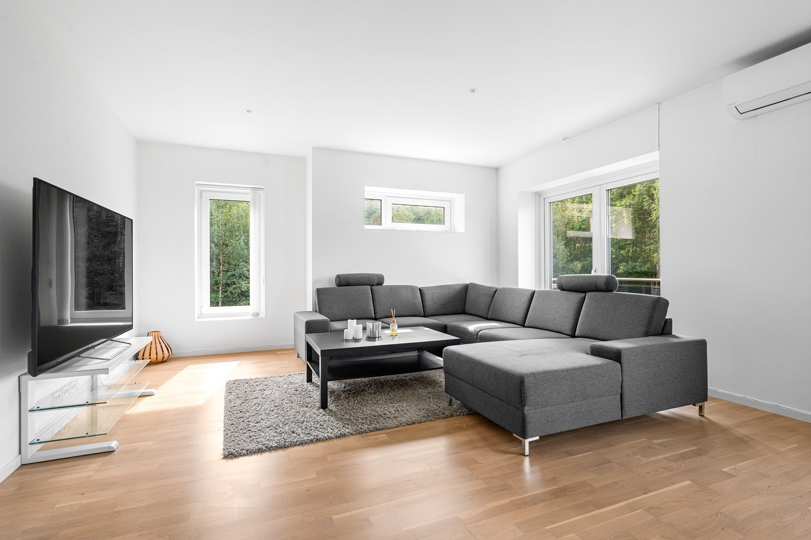 Romslig stue Galleribilde