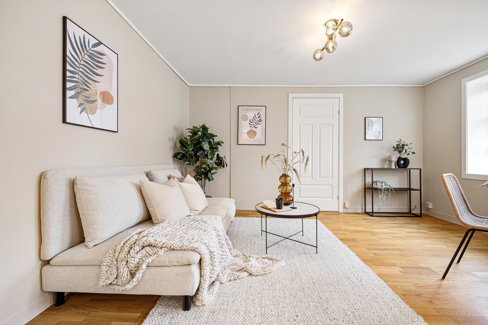 God plass til å invitere venner og familie. Galleribilde