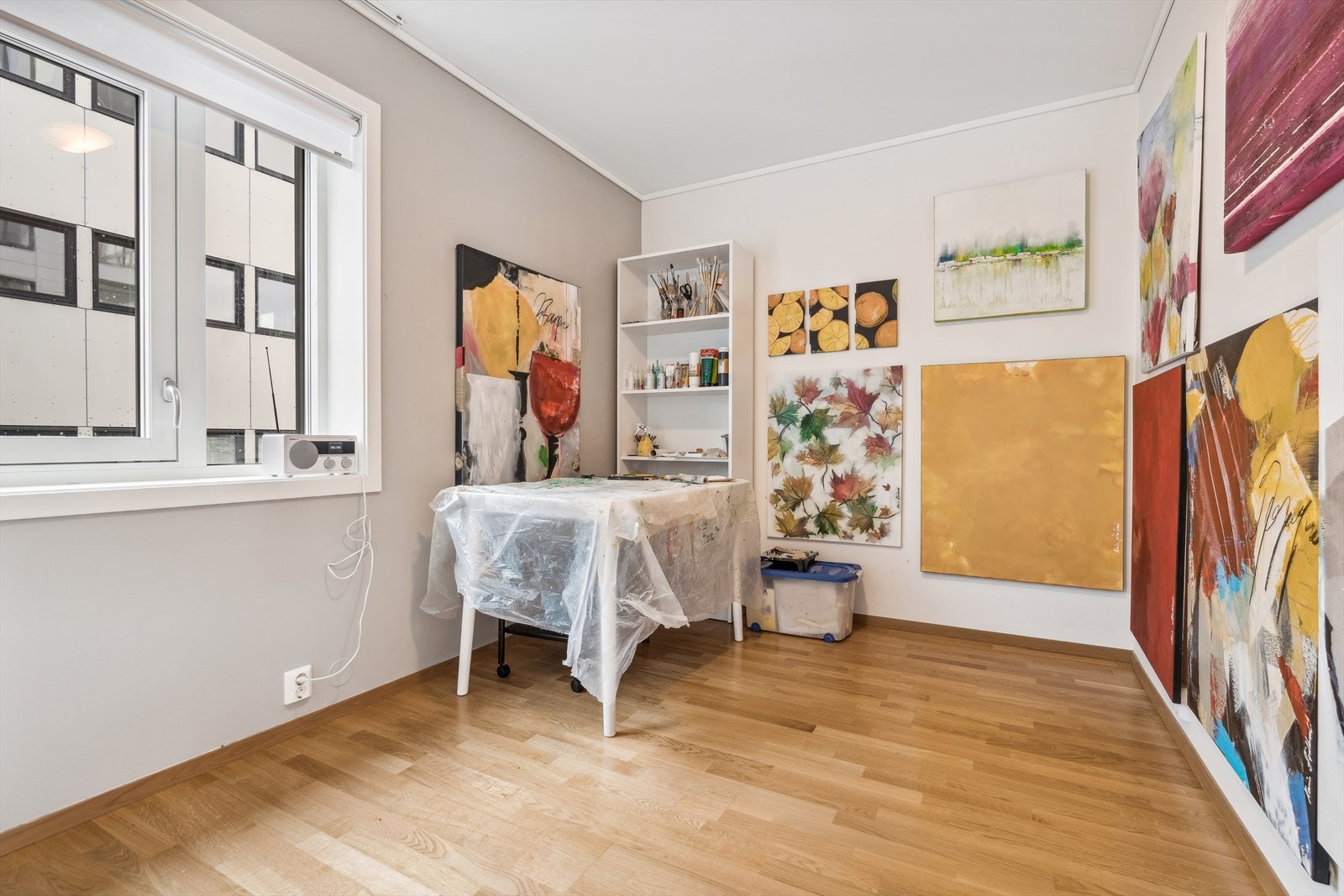 Soverom nr.2 er i dag brukt som hobbyrom Galleribilde