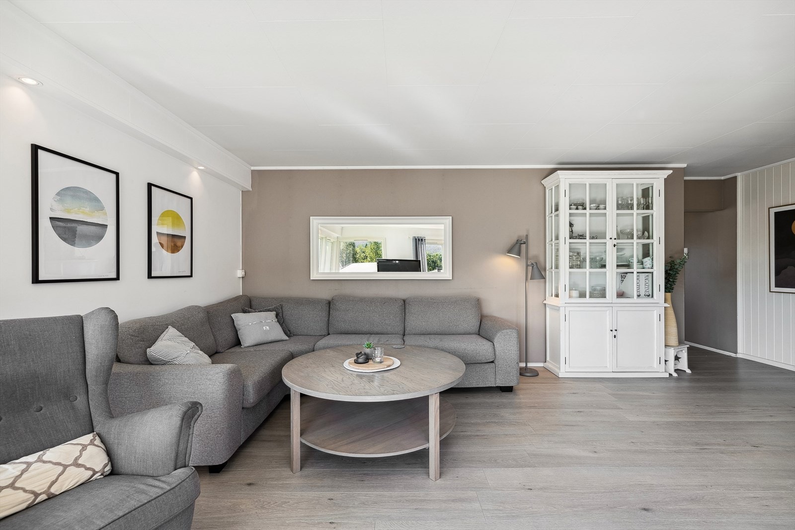 God plass for en trivelig sofakrok Galleribilde