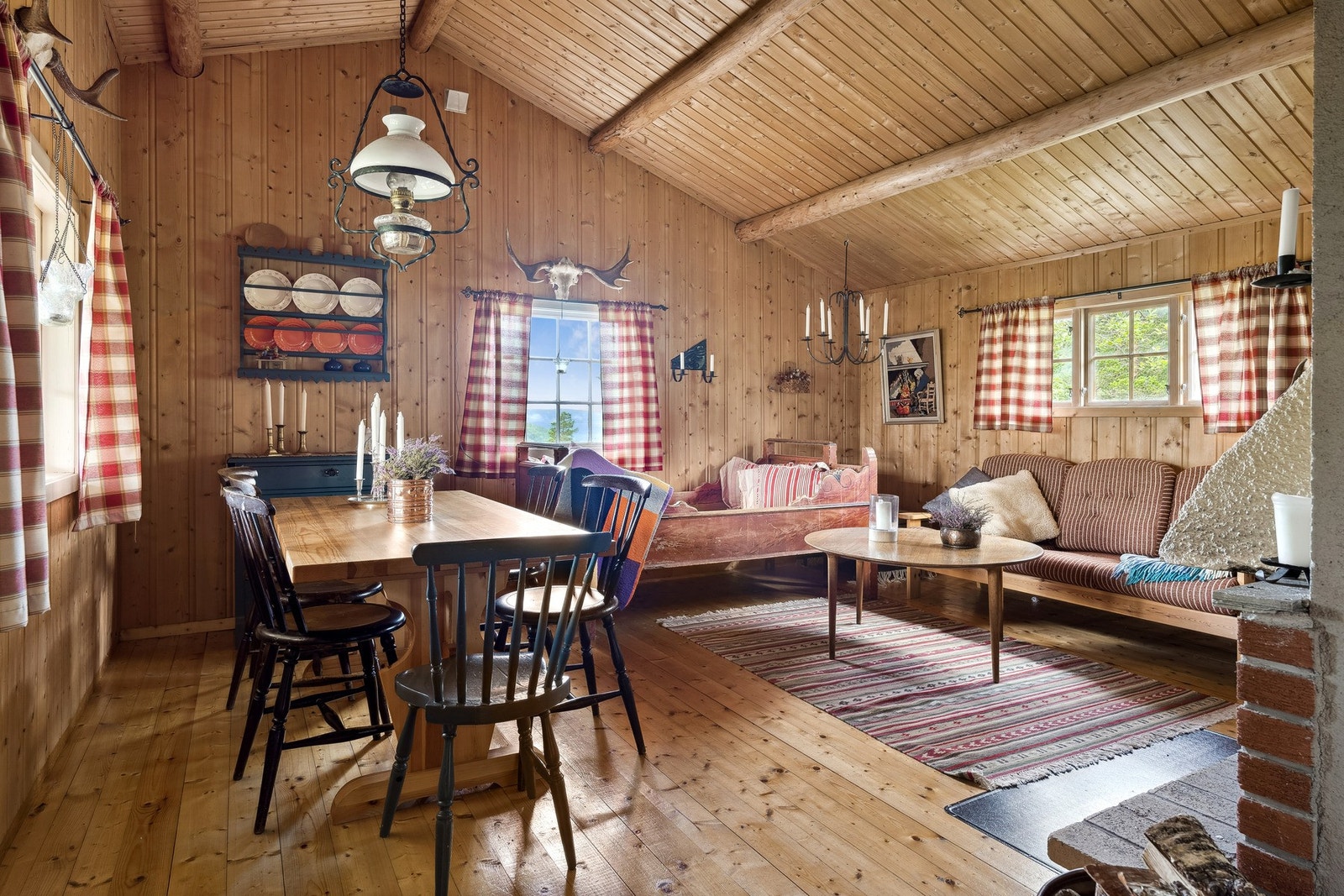 God takhøyde gir god romfølelse Galleribilde