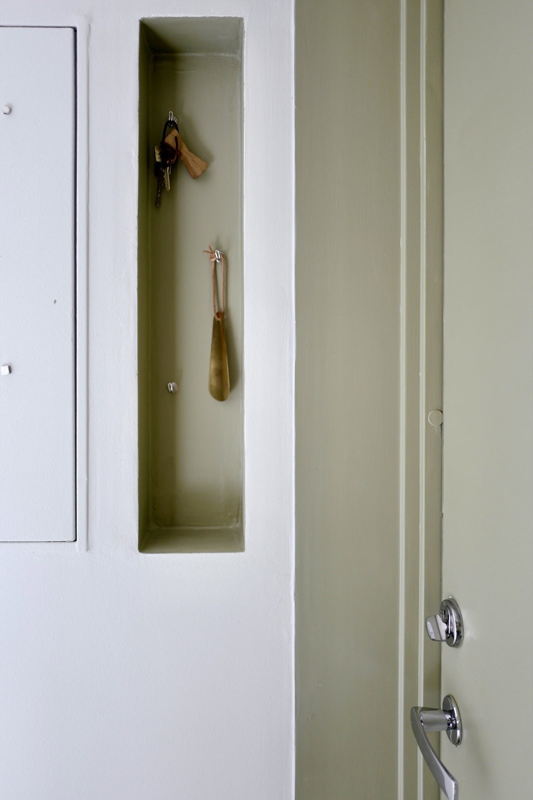 I entréen er det en praktisk nisje med plass til nøkler mv. Galleribilde