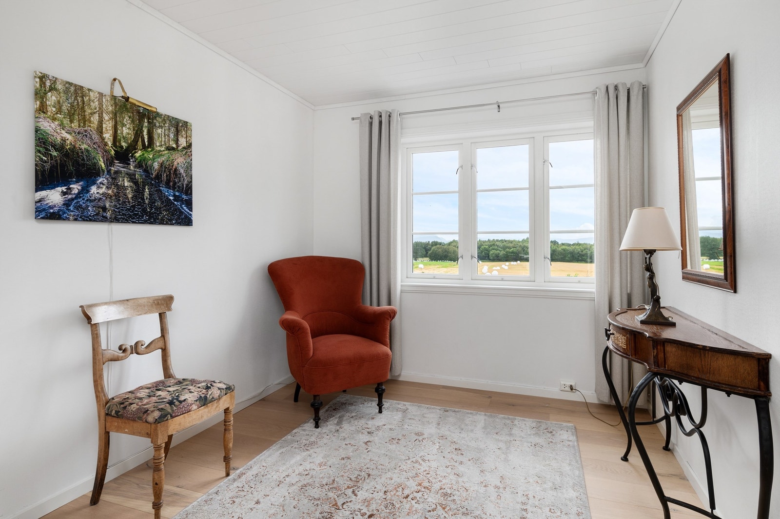 I andre del av andre etasjen er det etablert en hybel med egen inngang. Galleribilde