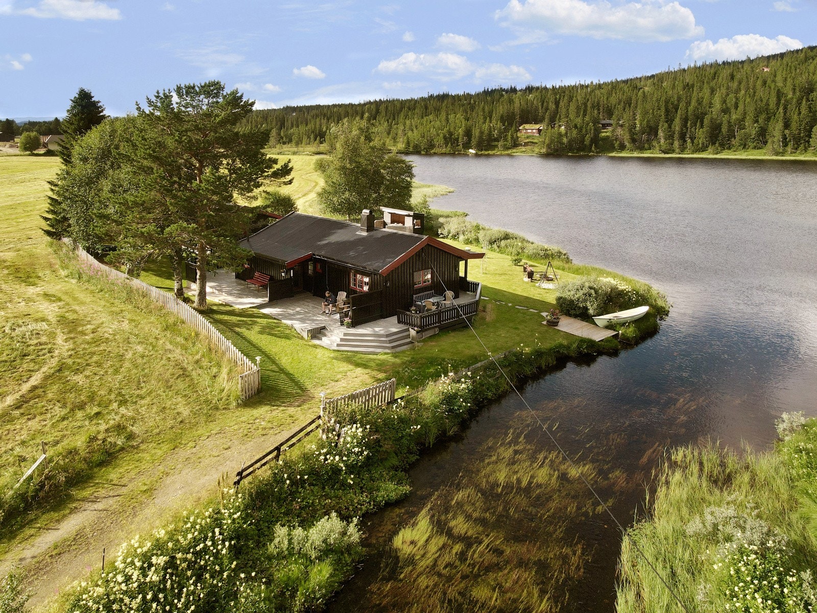 Usjenert beliggenhet uten gjenboere. Galleribilde