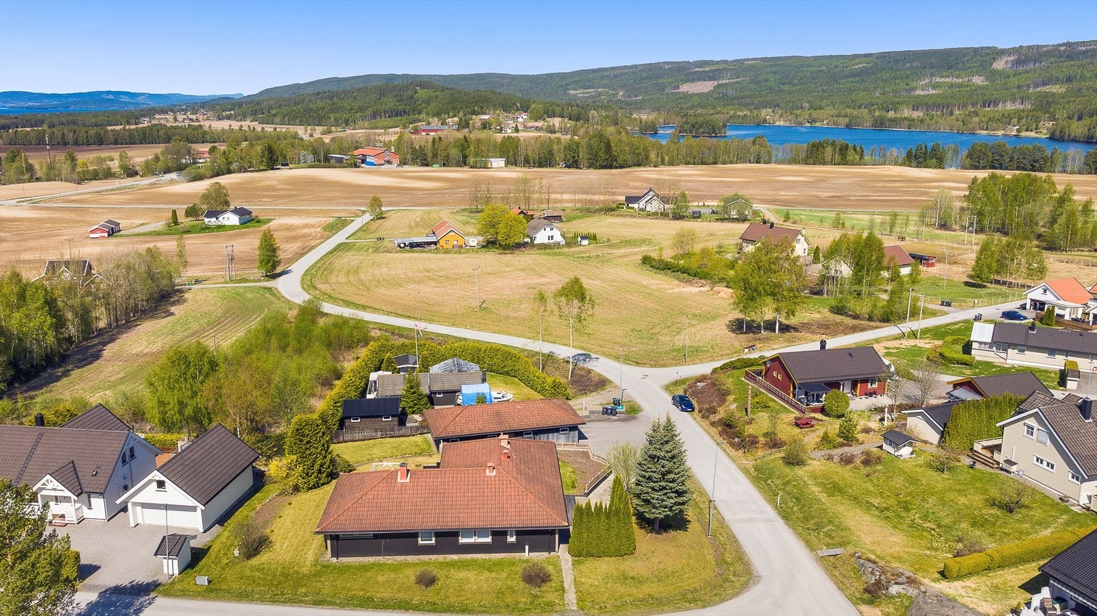 Her får du landlig idyll samtidig som det er en liten kjøretur både til Skarnes og Kongsvinger. Galleribilde