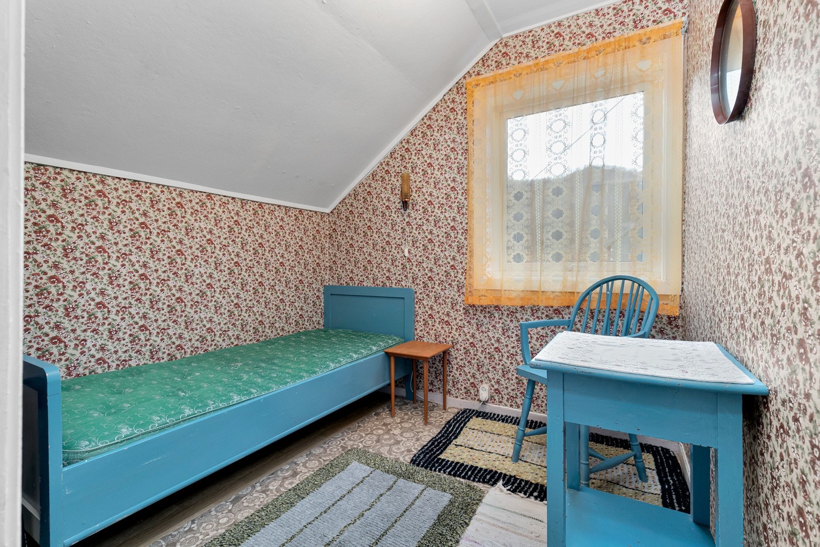 Boligen har totalt 5 soverom hvorav alle er i 2. etasjen. Galleribilde