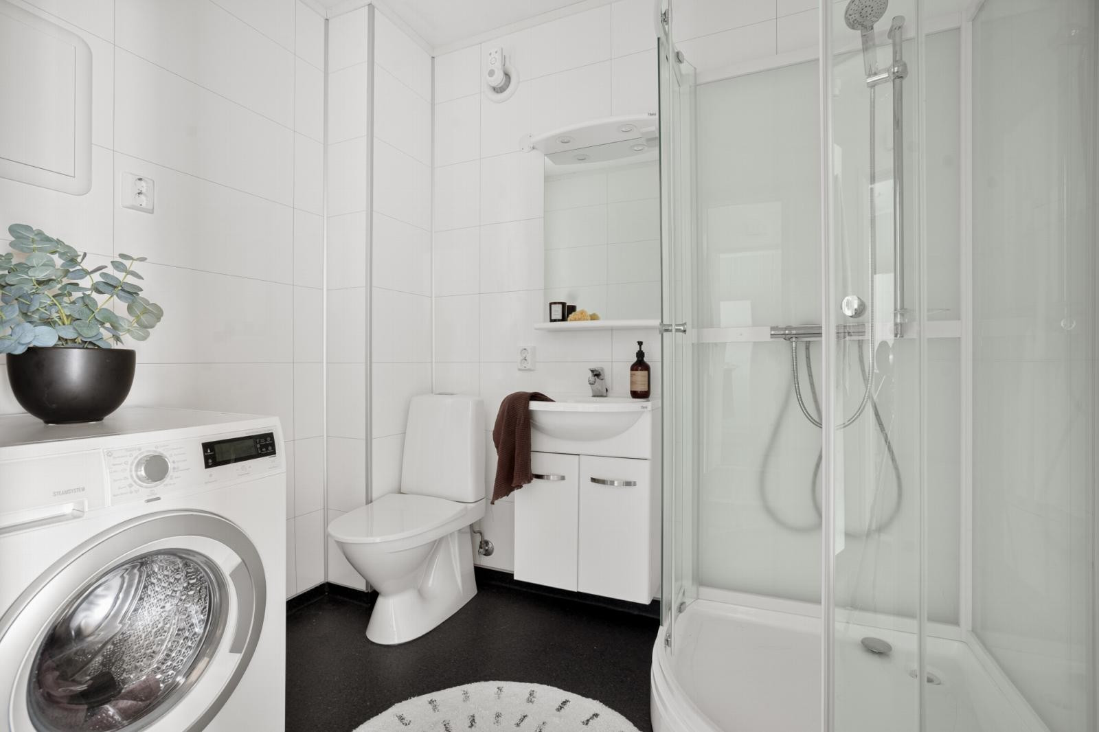 Badet er fagmessig totalrenovert i 2023.