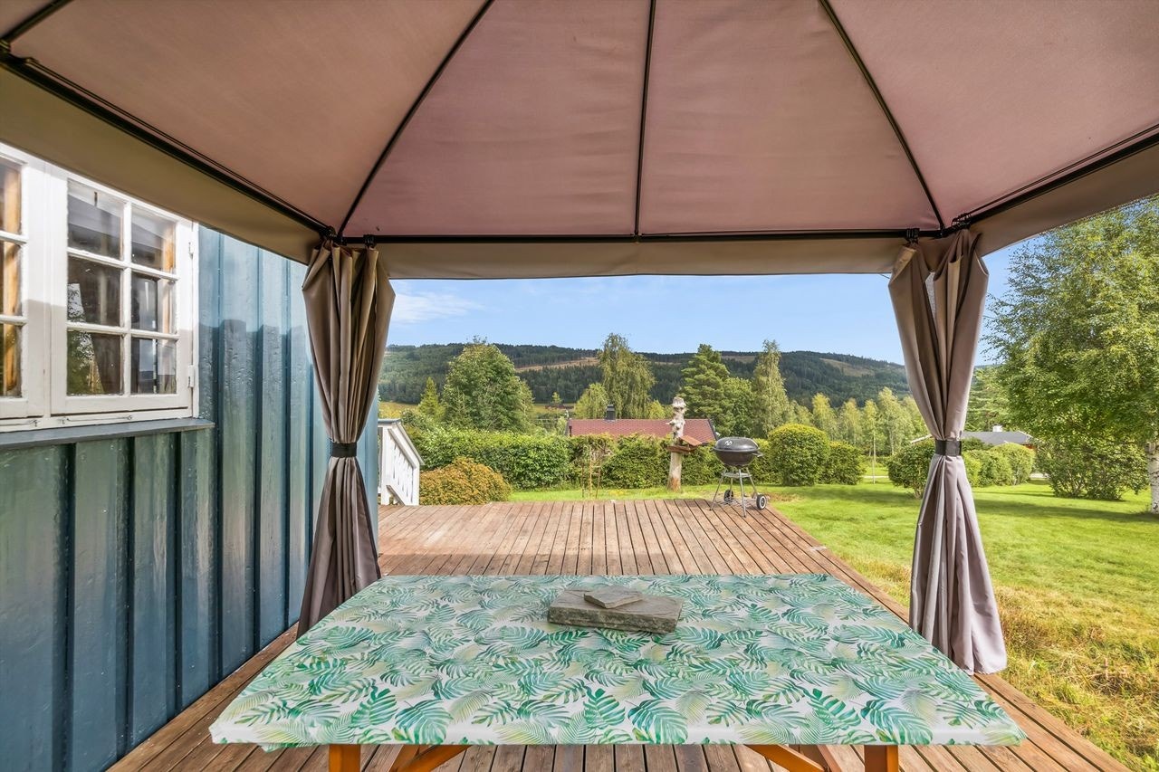 Terrasse med herlig utsyn over området Galleribilde