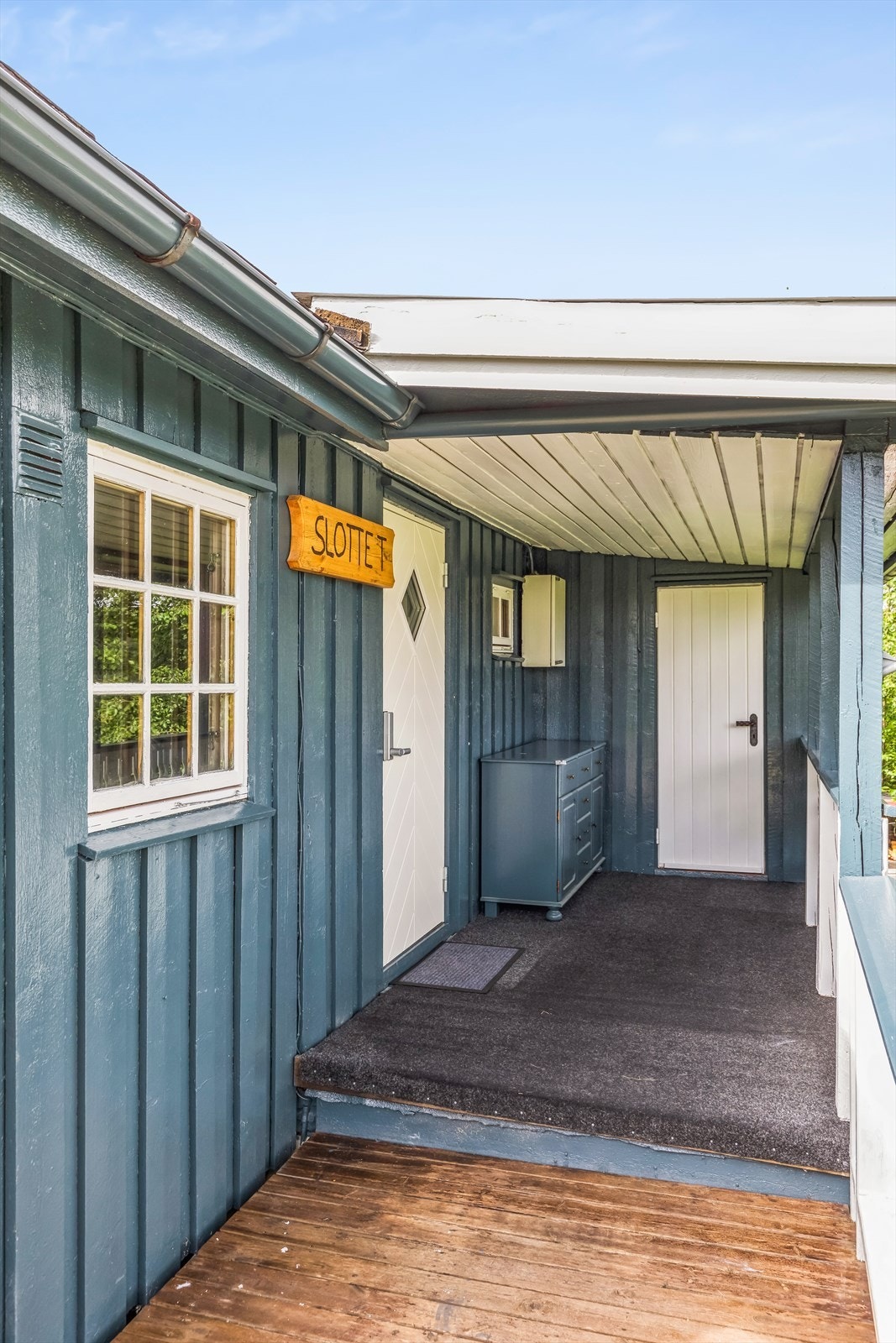 Overbygget inngangsparti Galleribilde