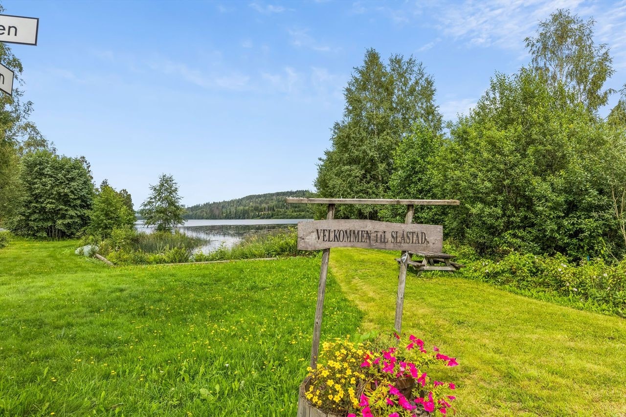 Her er det gode friluftsmuligheter hele året. På sommeren er det skogsturer, bading og fisking som gjelder Galleribilde