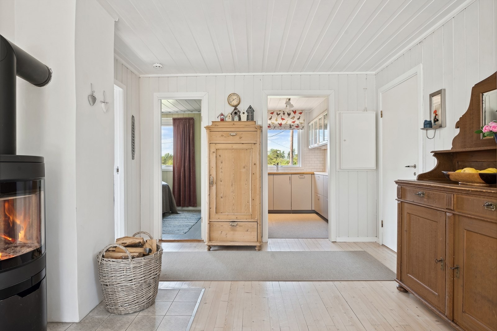 Lys og trivelig hytte. Galleribilde