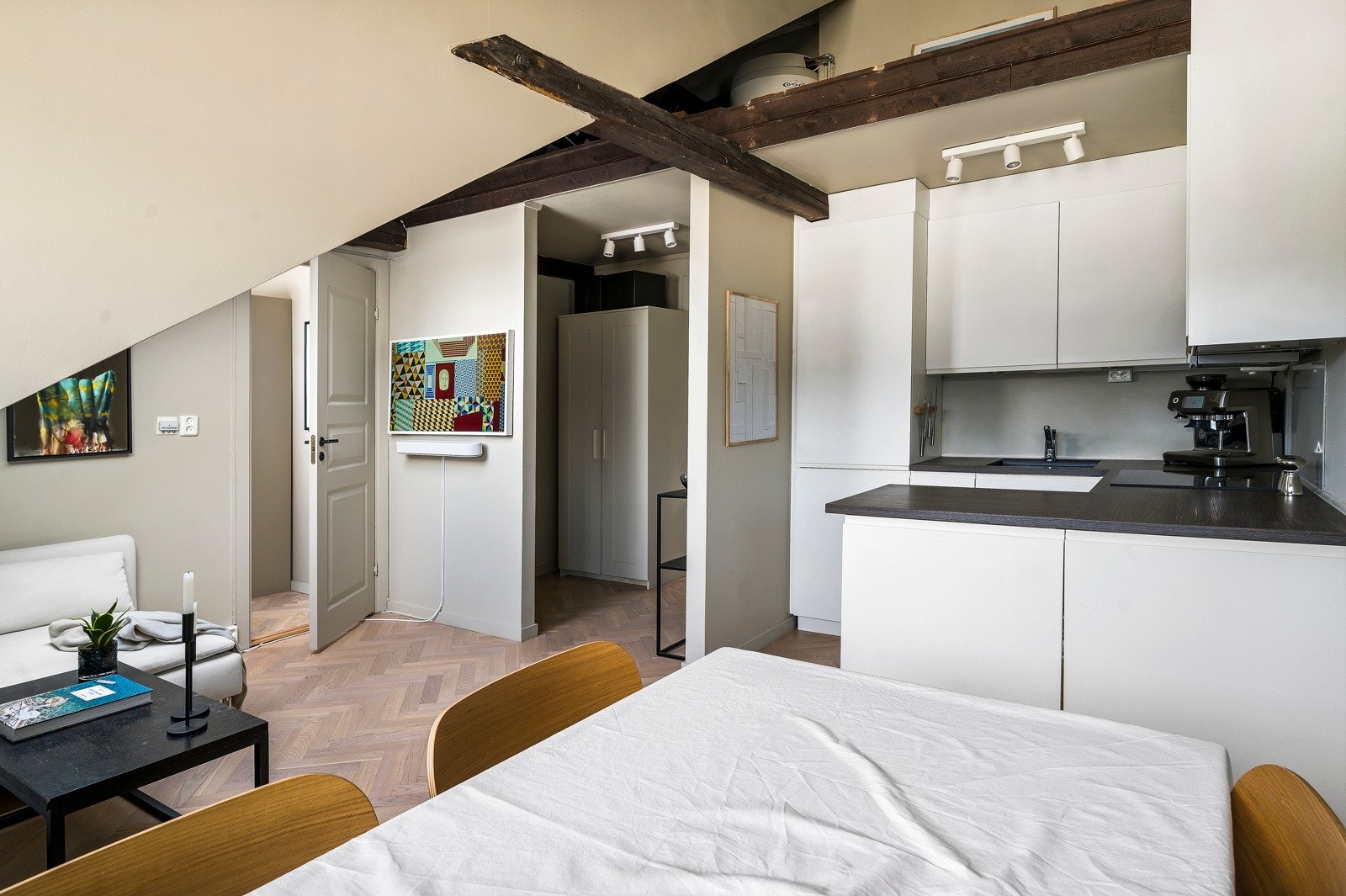 Stilrent Kvik kjøkken fra 2016. Galleribilde