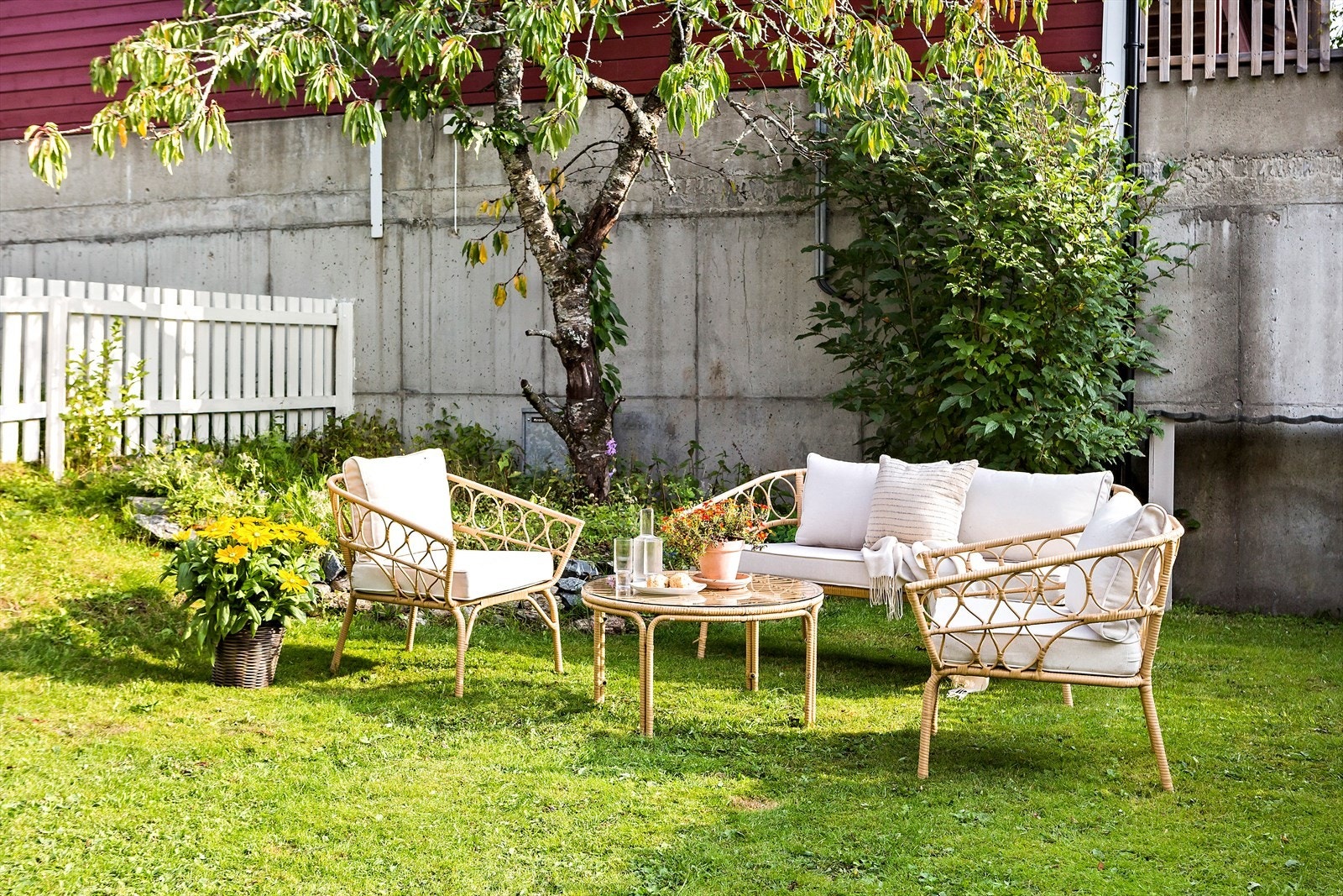 Lys og innbydende 5-roms leilighet over to plan med en fantastisk hage. En barnefamilies drøm! Galleribilde