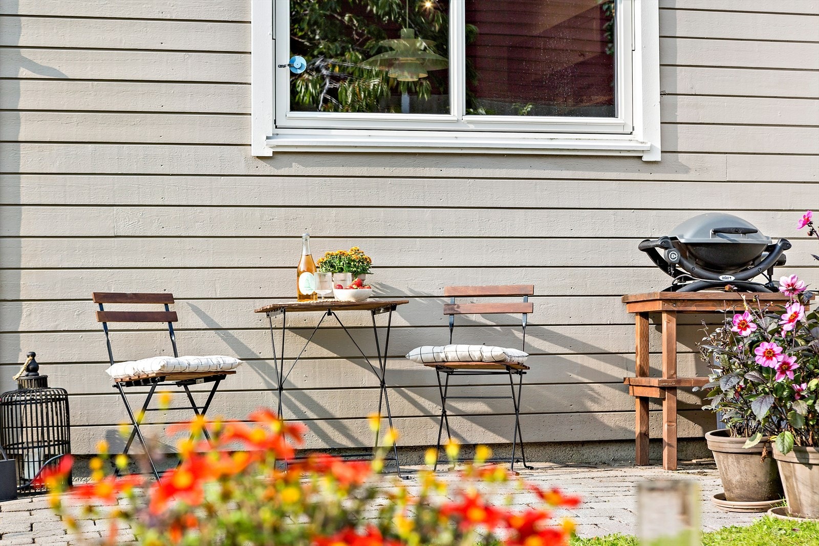 Meget fin uteplass - Perfekt for lek og moro. Galleribilde