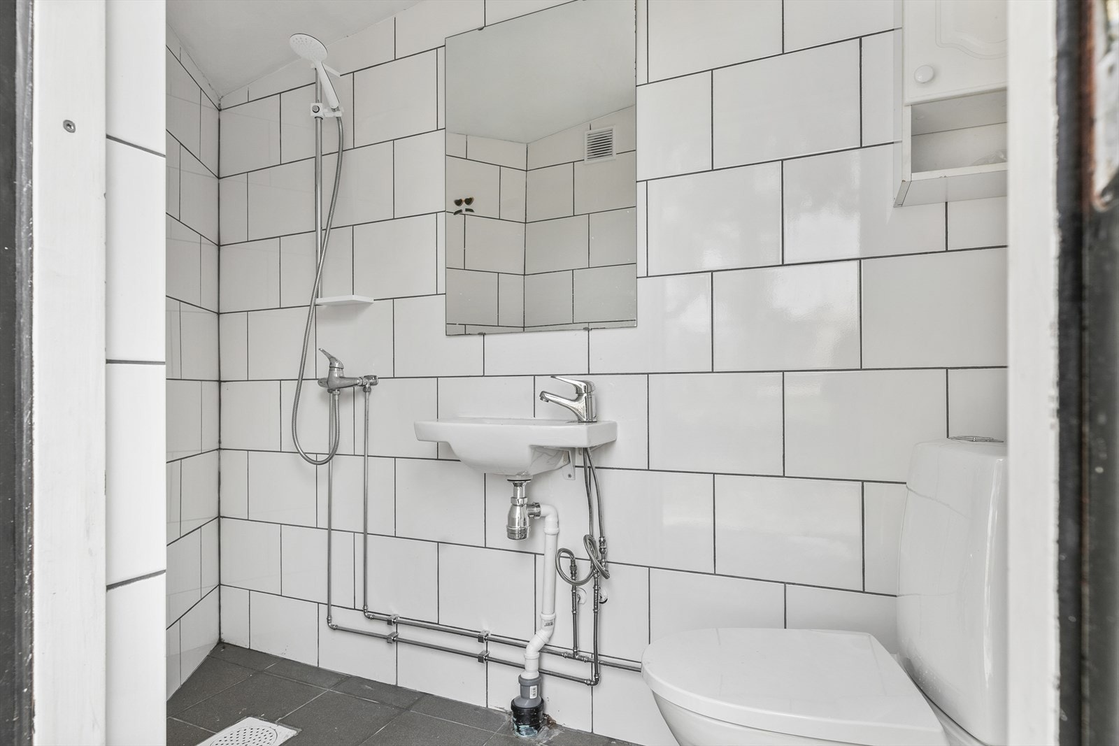 Dusjkrok og wc 1. etasje. Galleribilde