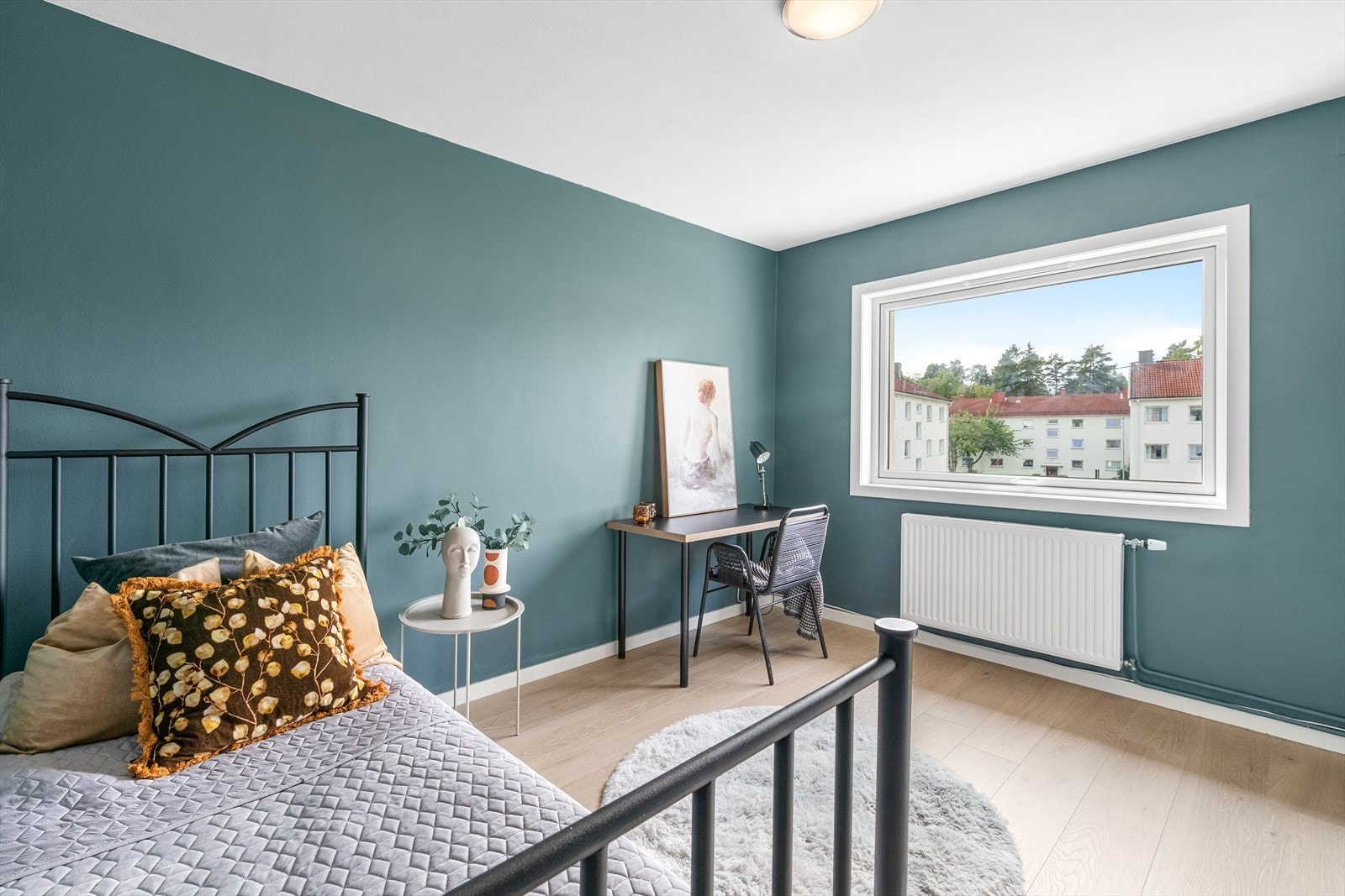 Soverommet kan også by på plass til kontor/skrivepult Galleribilde