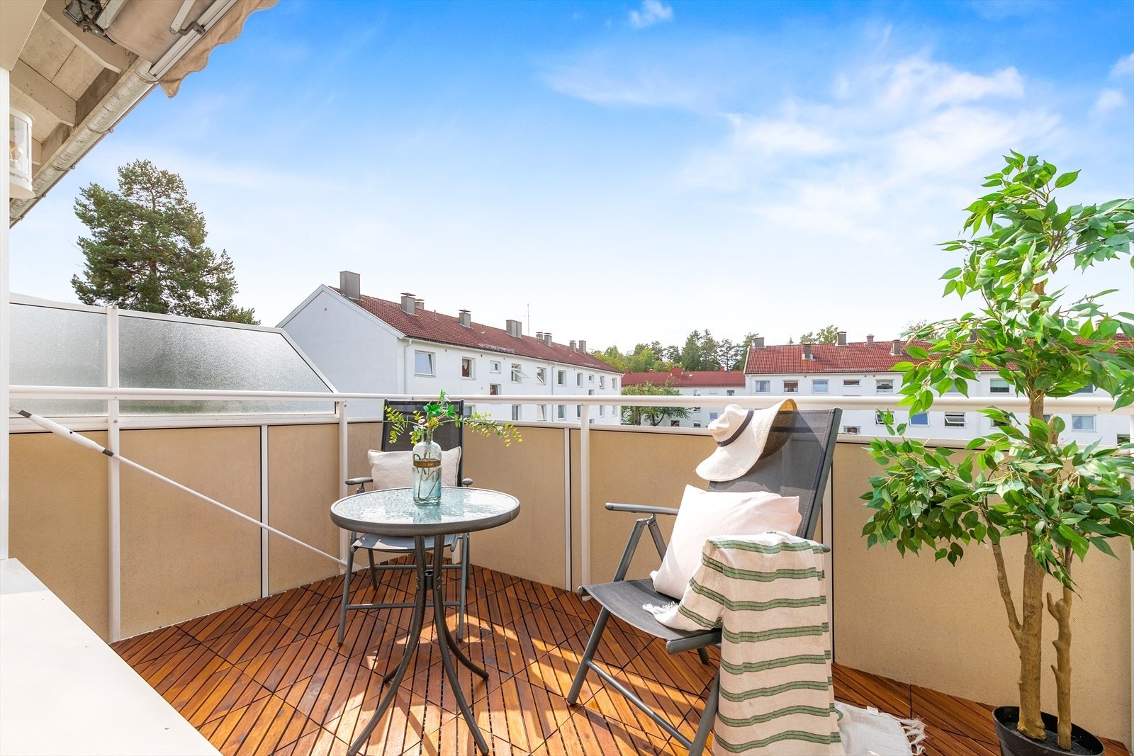 Sydvestvendt balkong på ca. 8 kvm Galleribilde