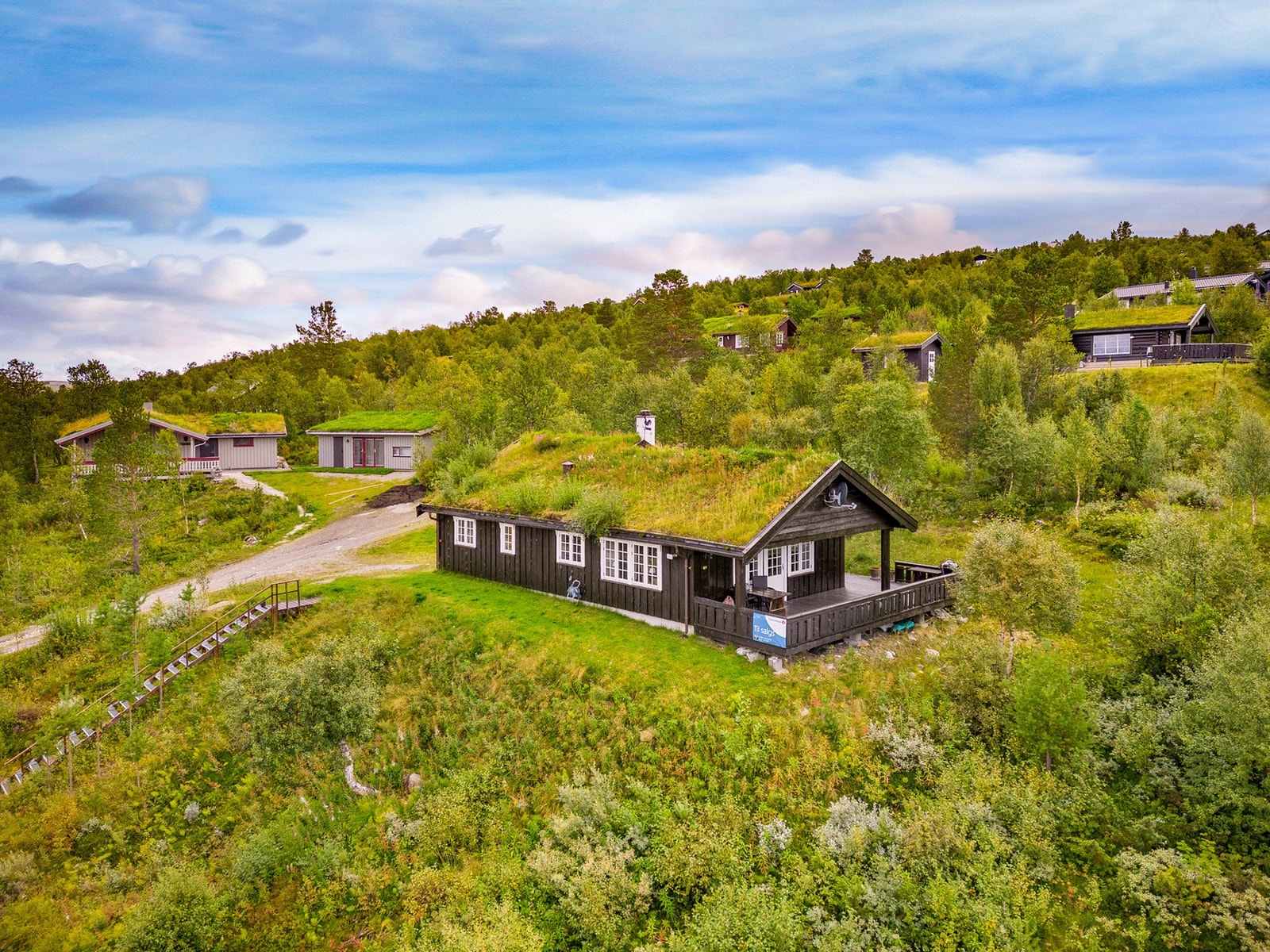 Eiendomsmegler 1 v/ Stian Konstad har gleden av å presentere Fjellia 104! Galleribilde