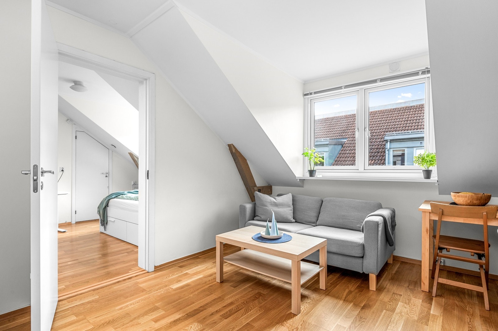 Stue og kjøkken har åpen løsning. Mulighet for egen spisekrok i tilknytning til stue/kjøkken. Galleribilde