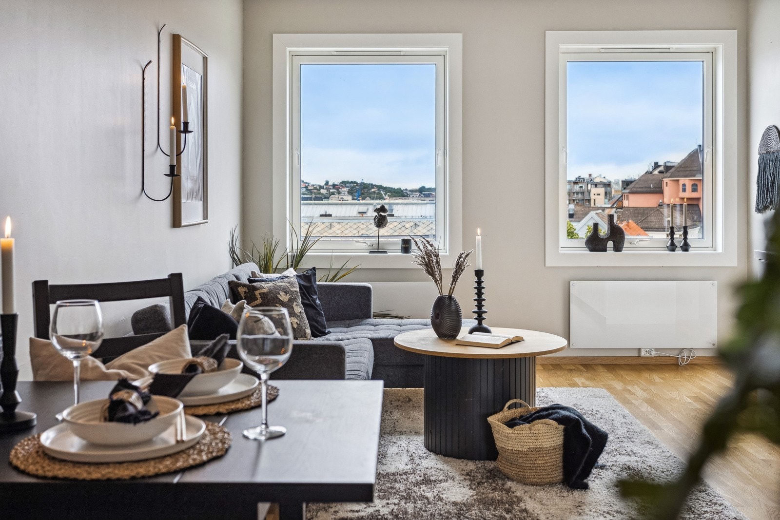 Fra leiligheten har man fin utsikt mot Trondheim sentrum. Galleribilde