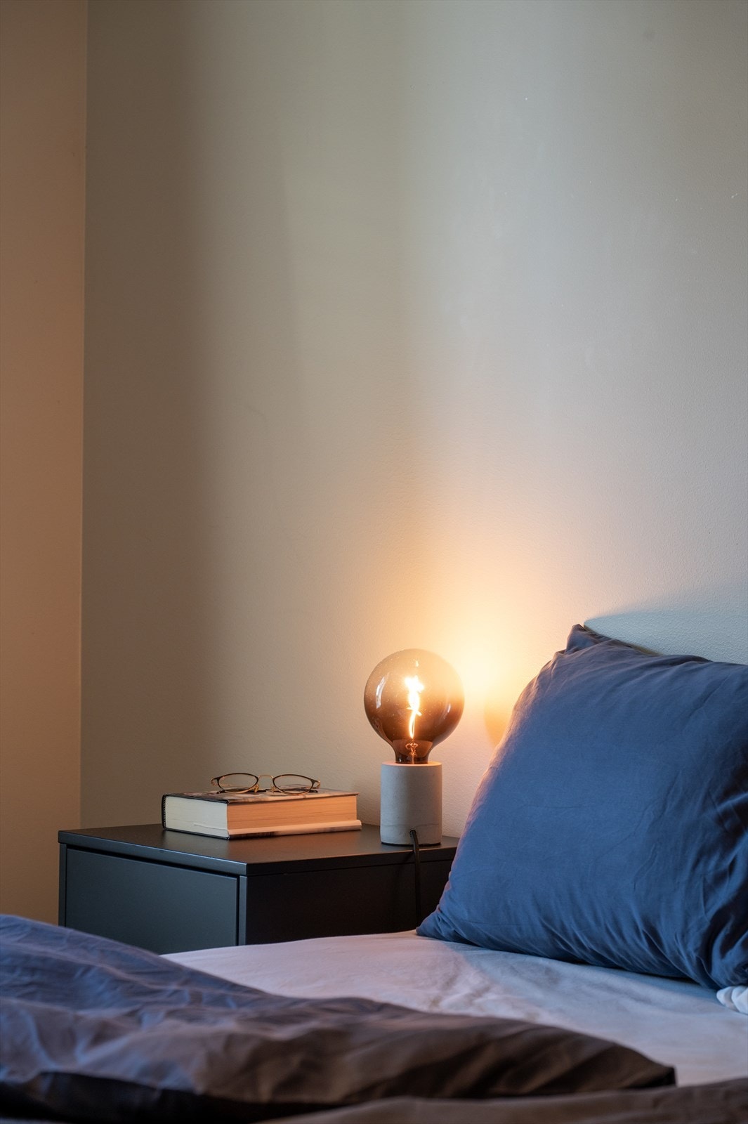 Soverommet vender mot trafikkstille område. Galleribilde