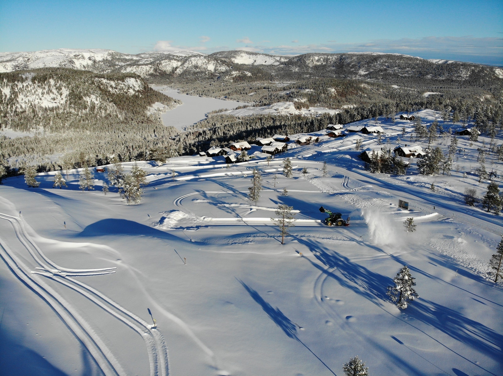 Rytterspranget Horisont med Rytterspranget Terrasse i bakgrunnen. På Rytterspranget Horisont har vi noen av våre mest spektakulære utsiktstomter. Galleribilde