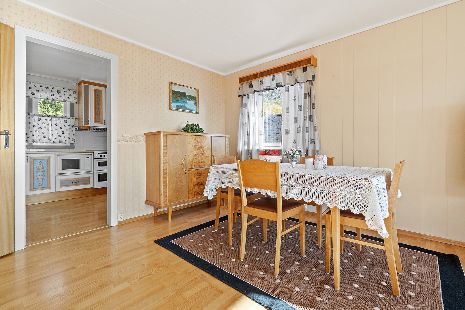 Spisestuedel Galleribilde