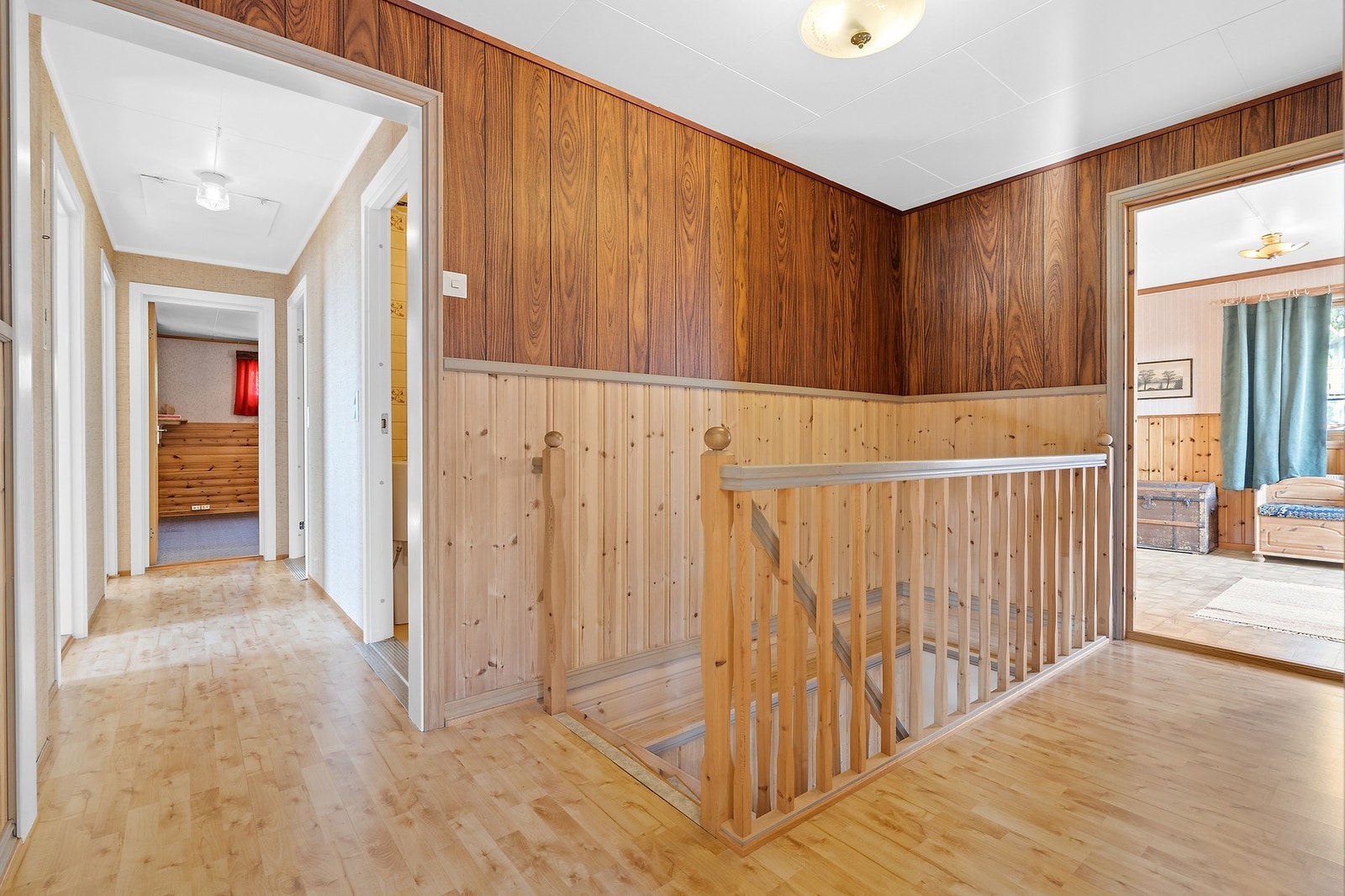 Gang/trapperom Galleribilde