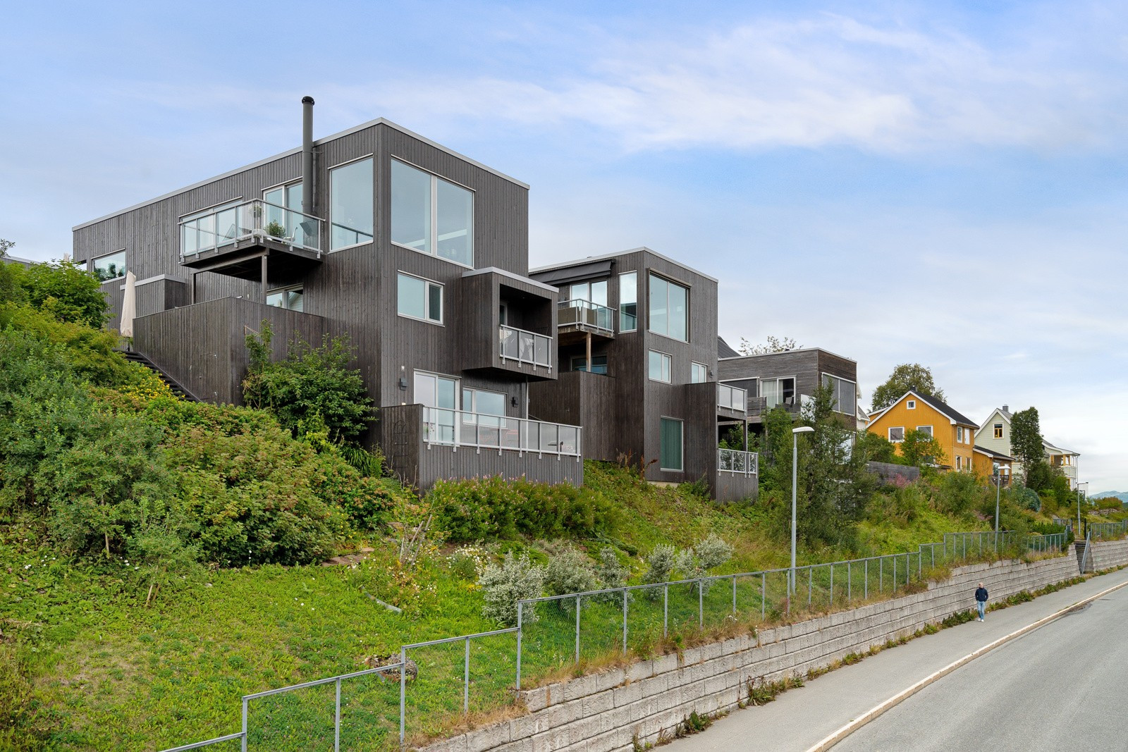 Velkommen til Mackbratta 6C - Presentert av Anders Karlstrøm