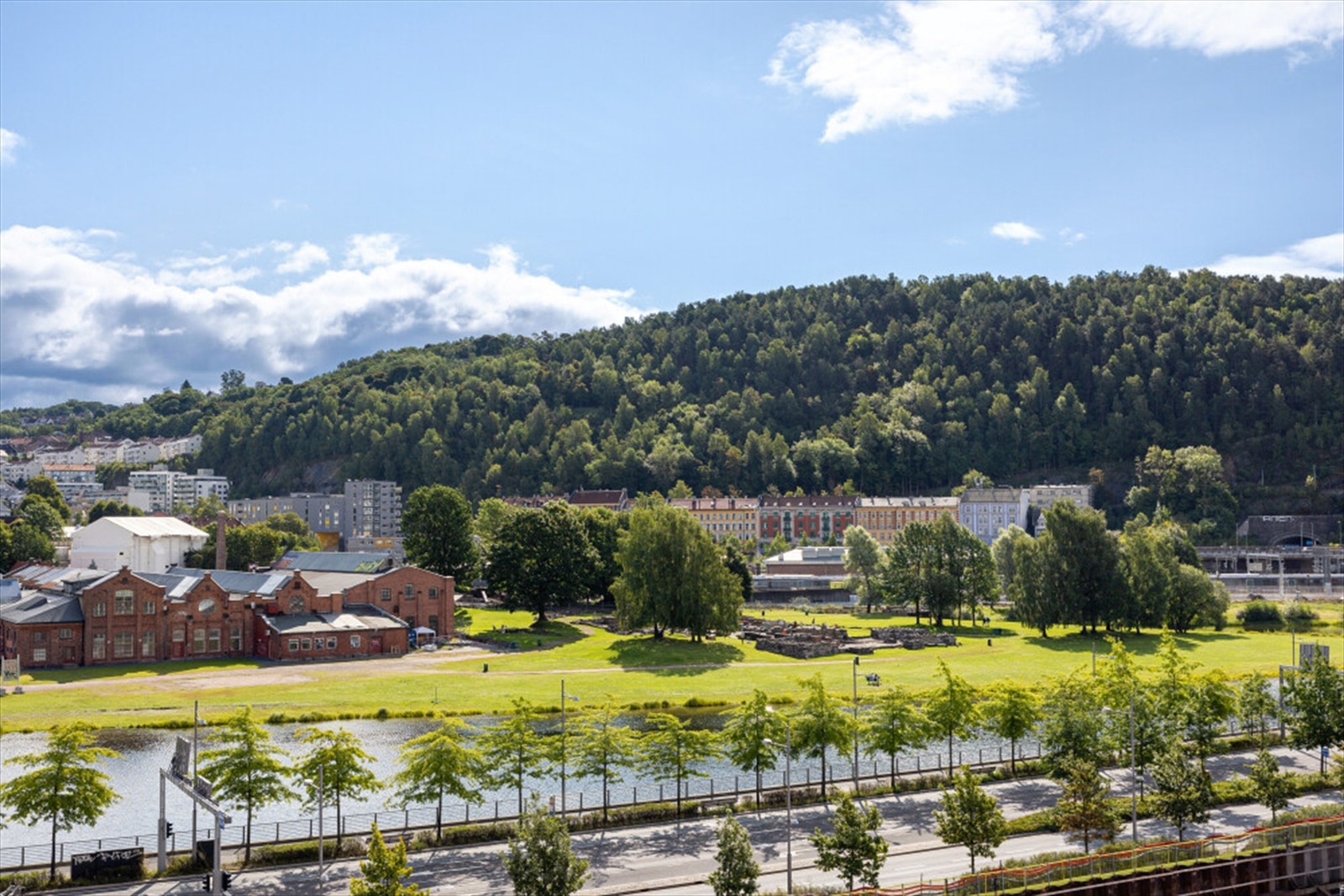 Utsikt fra balkong Galleribilde
