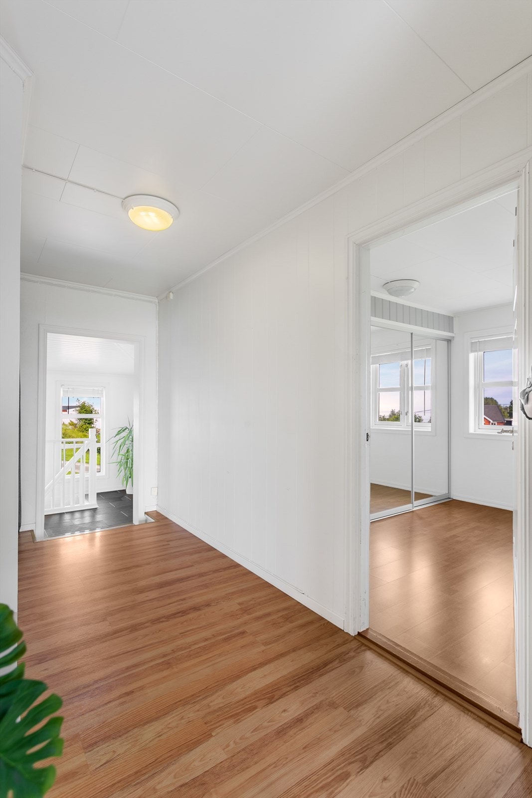 Trappegangen i andre etasje er ca. 13 kvm Galleribilde