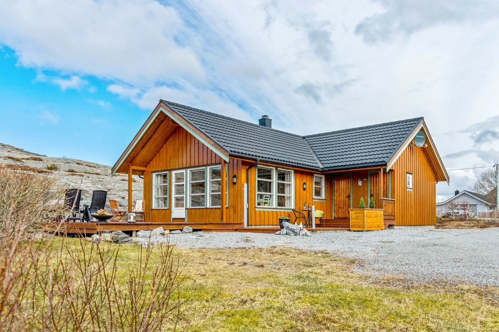 Fra stuevinduene har man upåklagelige utsikt mot skjærgården Galleribilde