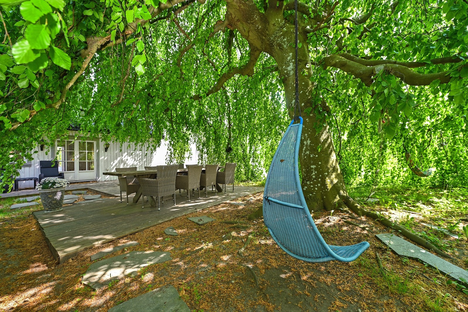 Her samles familien i vinterhalvåret, koser seg med kakao og "marshmallows". Galleribilde