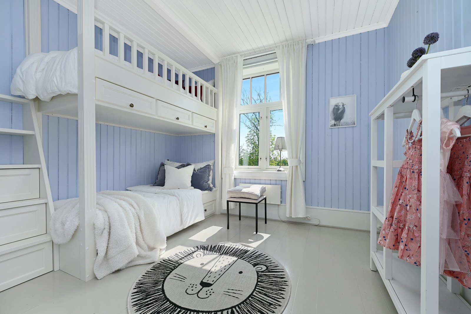 I hoveddelen av boligen er det fire soverom. Galleribilde