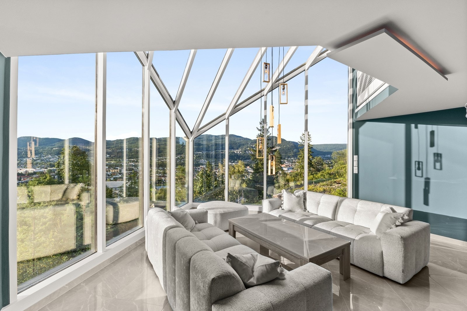 Det er vannbåren varme i store deler av boligen. Galleribilde