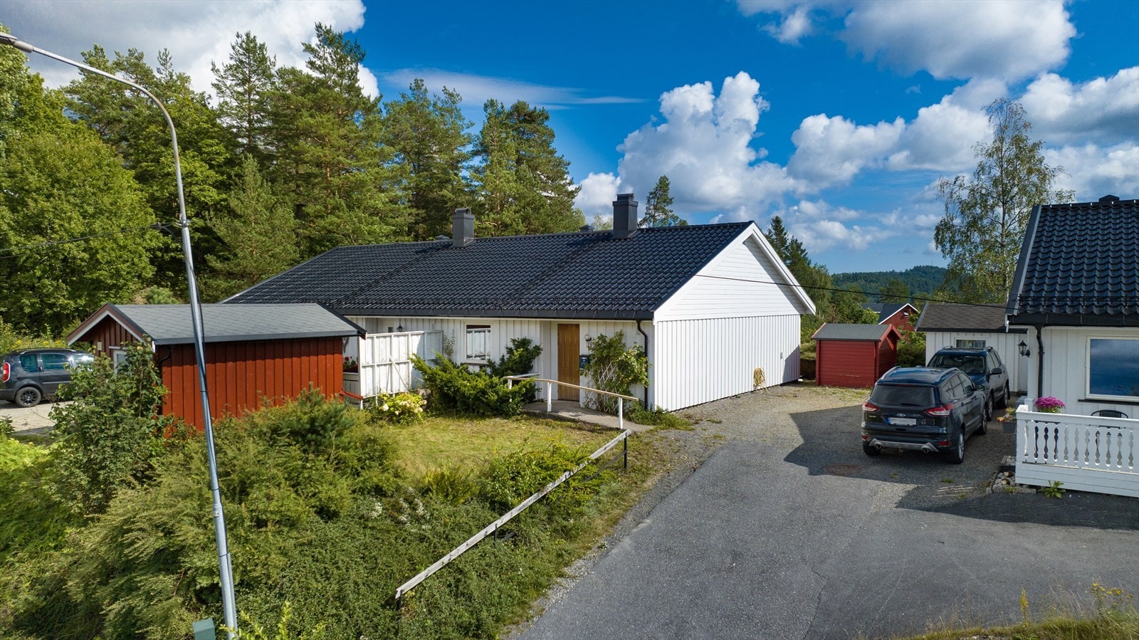 Attraktivt og sentralt beliggende leilighet med oppussingsbehov. Galleribilde
