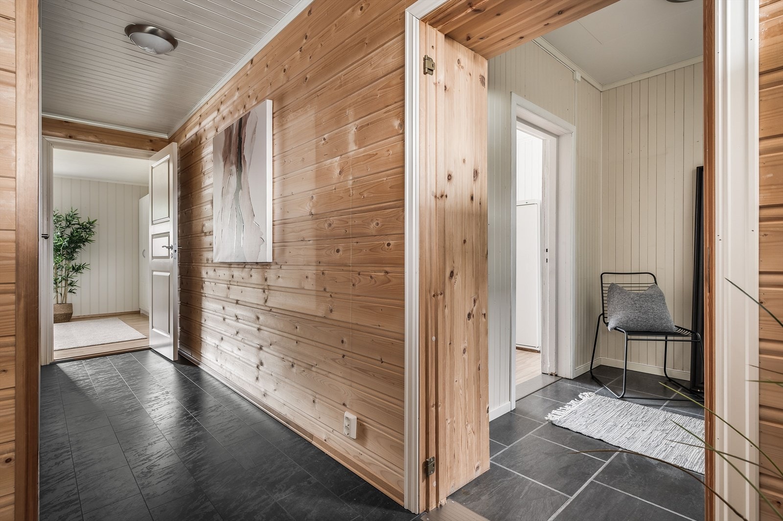 Romslig gang tilbygget i 2010 Galleribilde