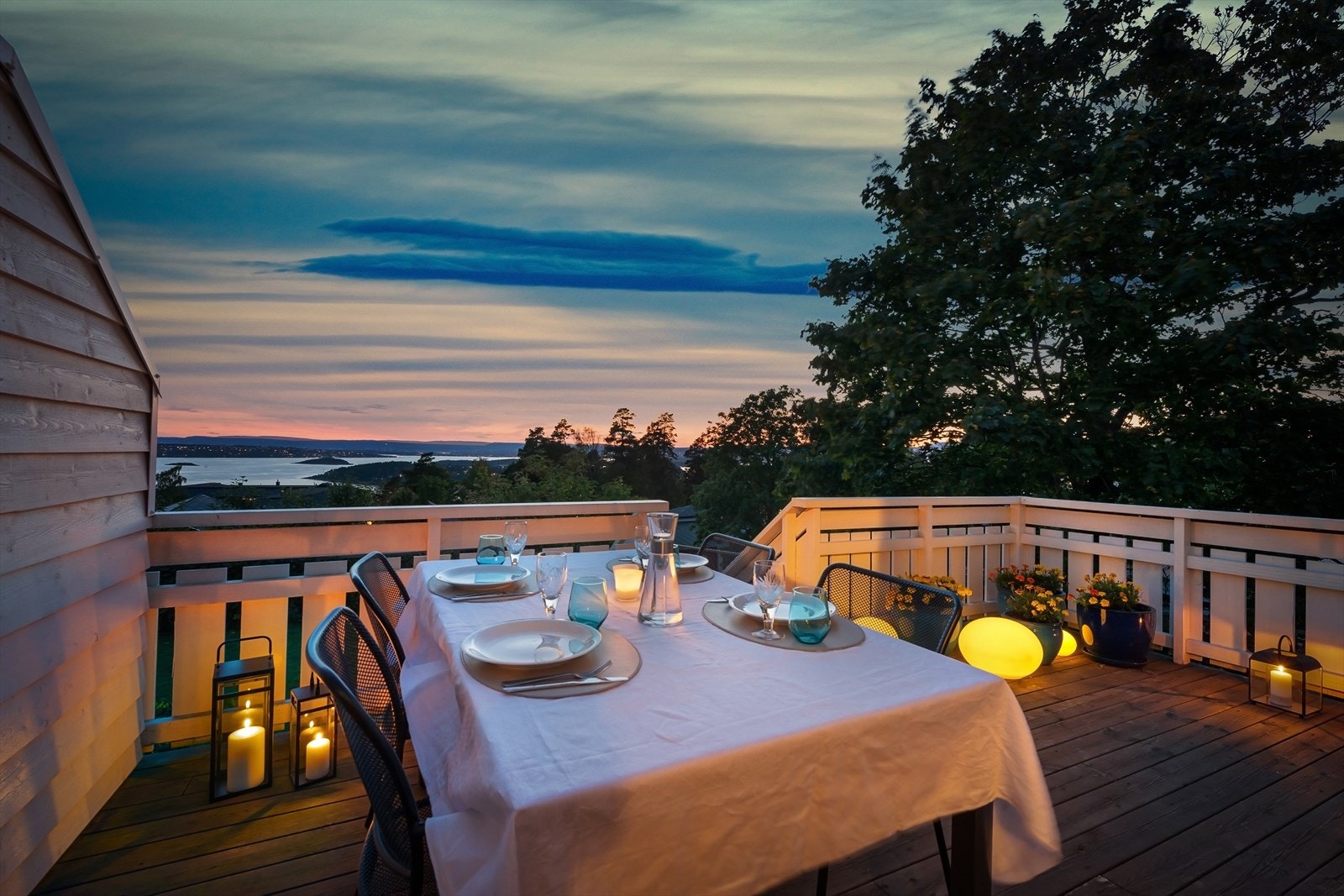 - Fantastisk beliggende med panoramautsikt over Oslofjorden. Man ser Søndre og Nordre Skjælholme samt Husbergøya, Langøyene og Malmøya - Galleribilde