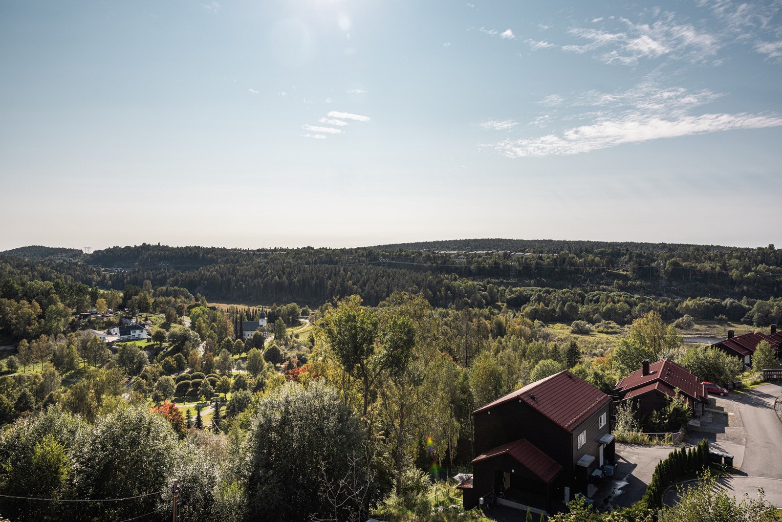 Langstrakt utsyn over omgivelsene. Galleribilde