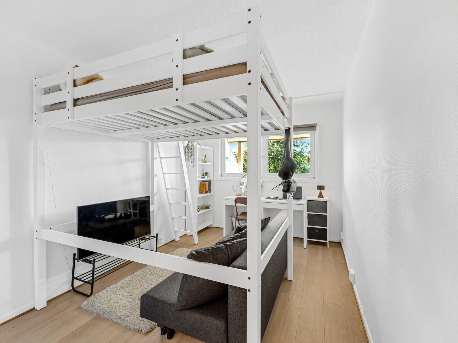 Hovedsoverommet er på i overkant av 12 kvm. Galleribilde