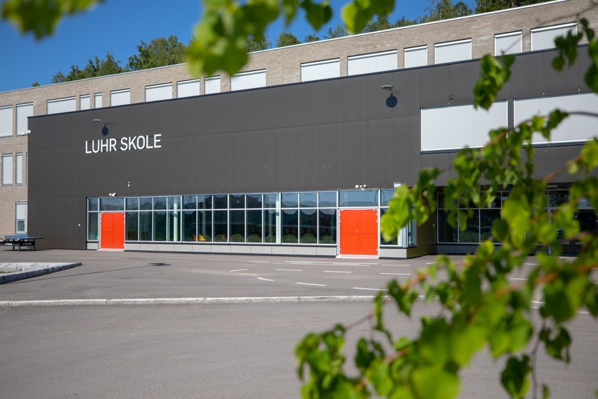 Stasjonsbyen har 2 barnehager, barneskole og Wang Toppidrett Galleribilde