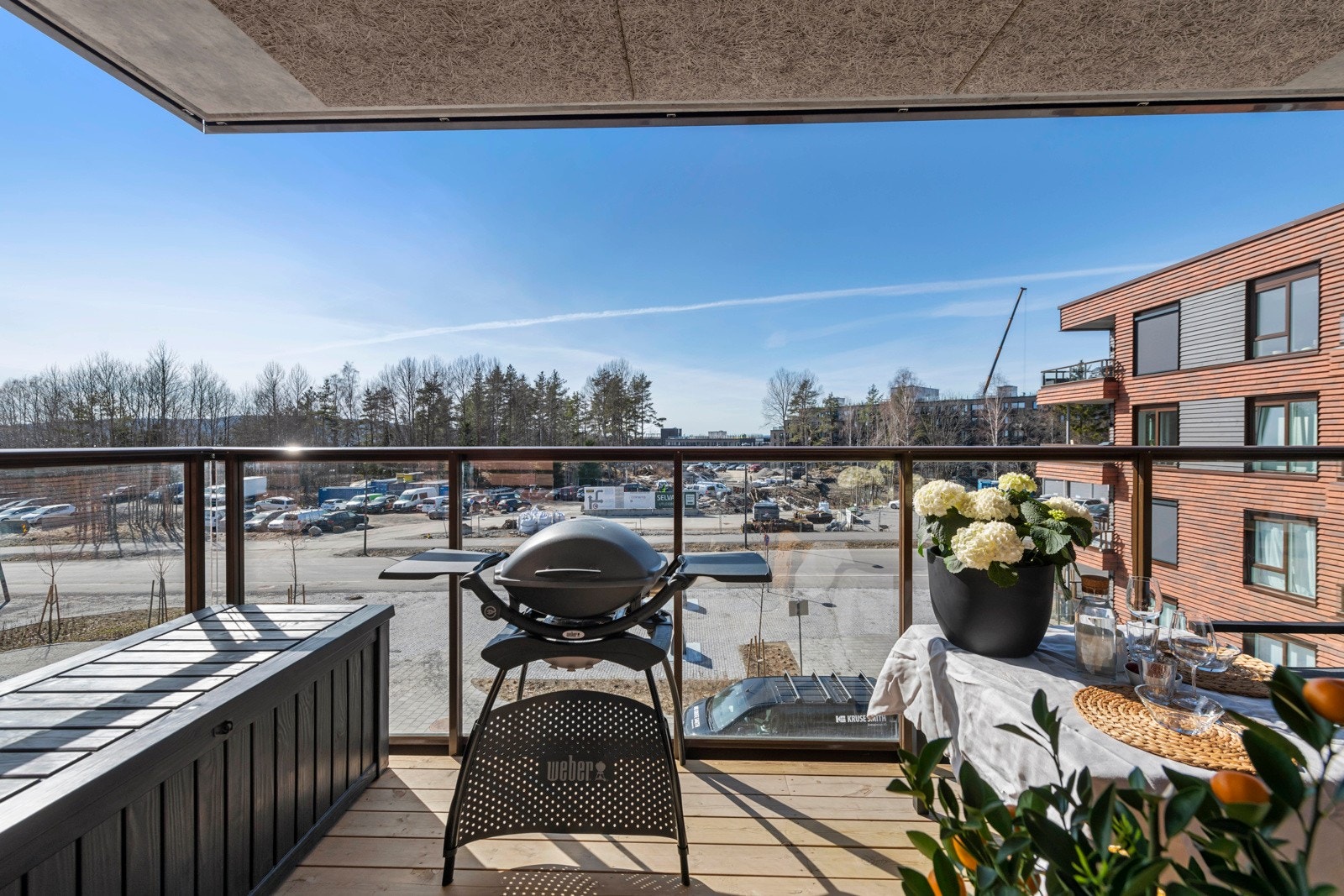 Rekkverk i glass, noe som gir deg uhindret utsikt Galleribilde