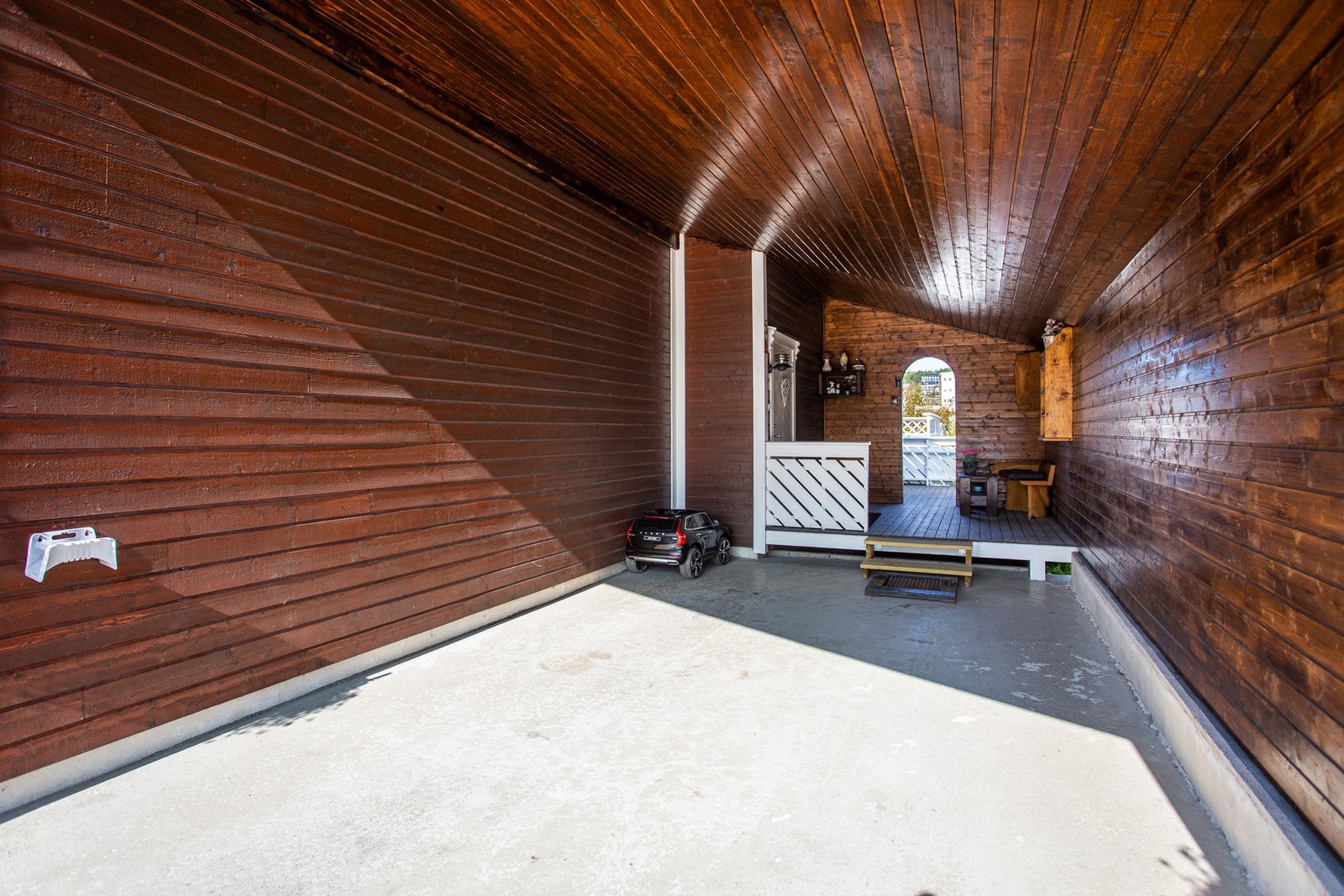 Carport/inngangsparti Galleribilde