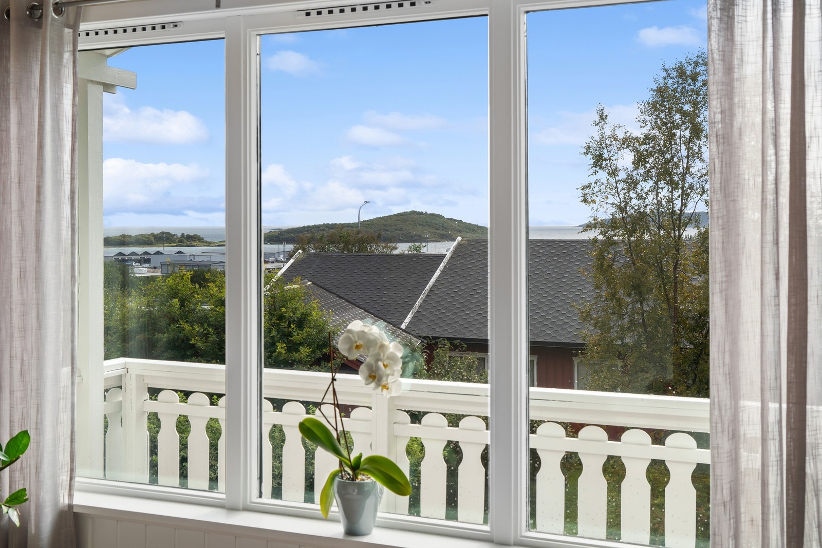 Utsikt i fra stua Galleribilde