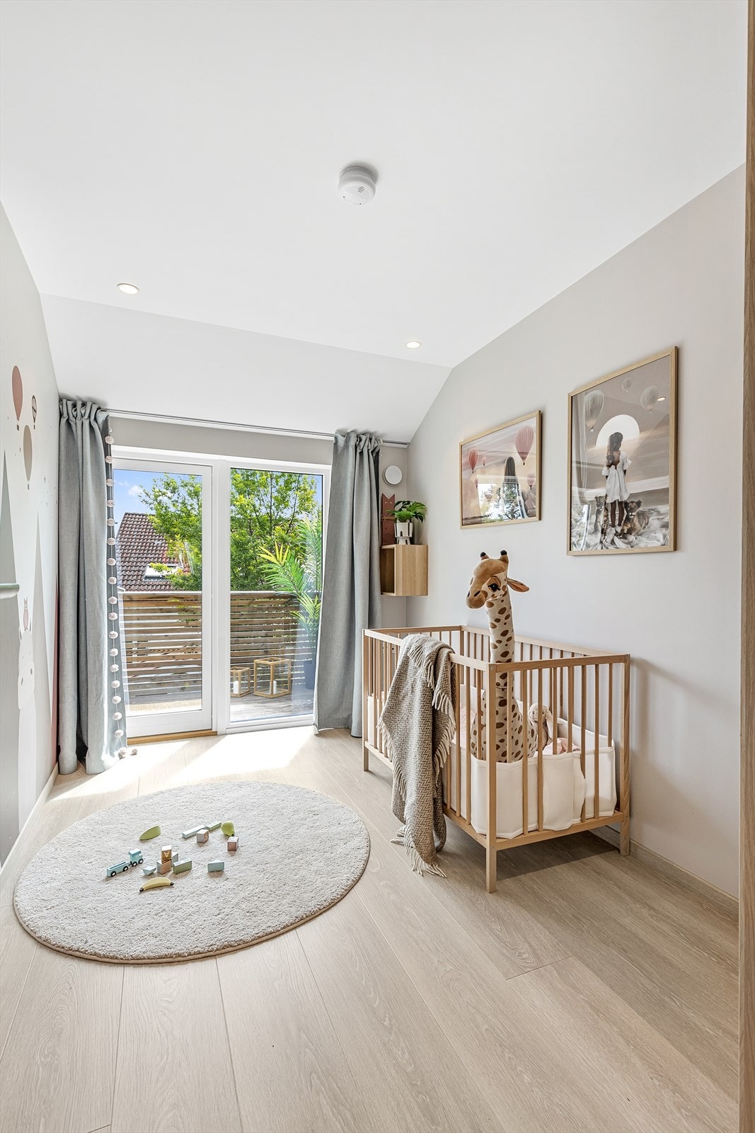 Soverom 2 benyttes i dag som barnerom. Galleribilde